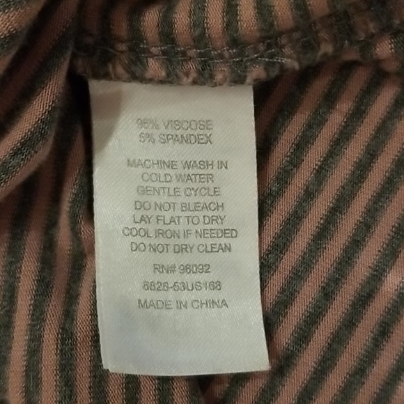 Striped Maxi Dress - Picture 8 of 8